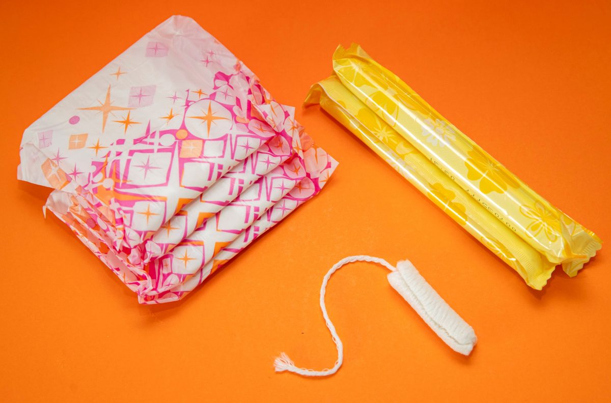 Des distributeurs de protections menstruelles gratuites pour les étudiantes